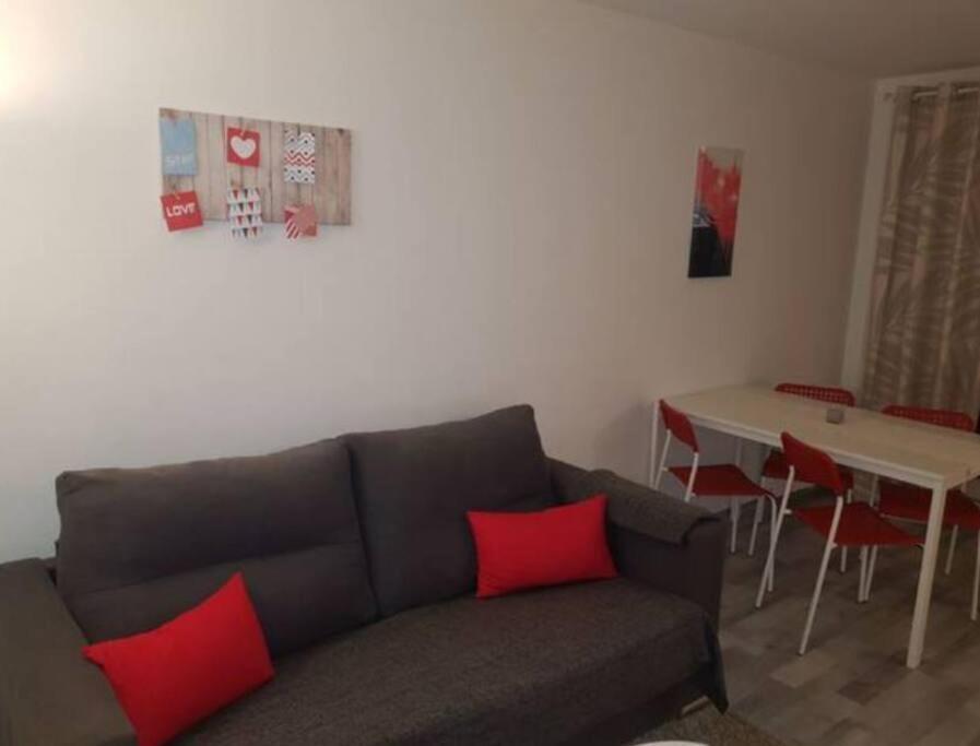 Le Rouennais Et Son Parking Prive Apartman Kültér fotó